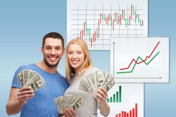 Picture of a couple who were successful on how to use a money saving chart.