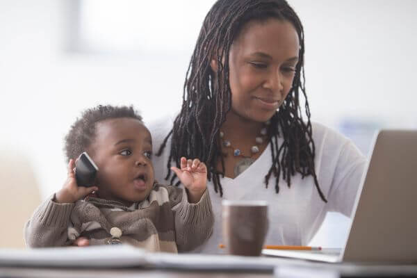 Picture of a mom showing work-life balance.