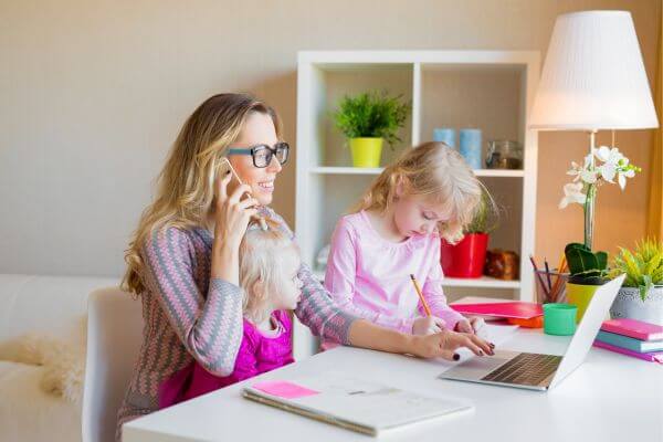 Picture of a mom working.