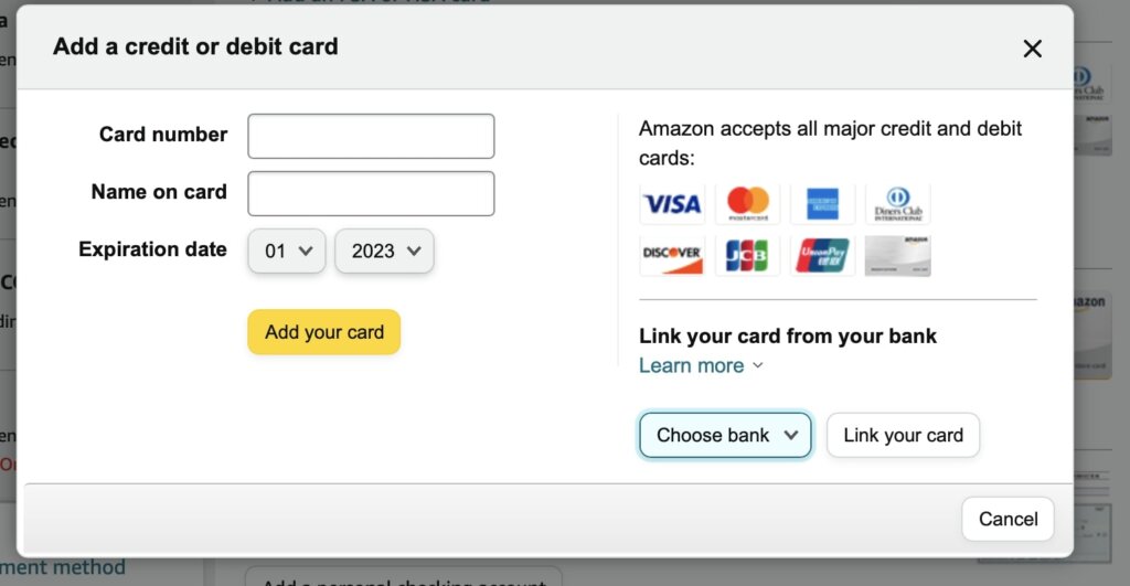 Amazon'da banka kartı veya kredi kartı eklemenin resmi.