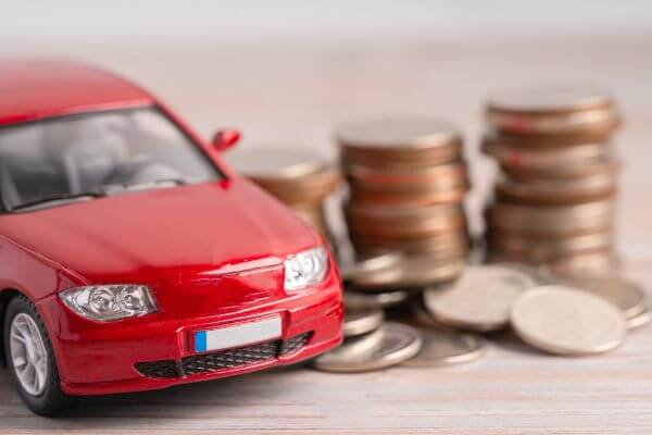 Image of  car payment for and ways to reduce the list  expenses.
