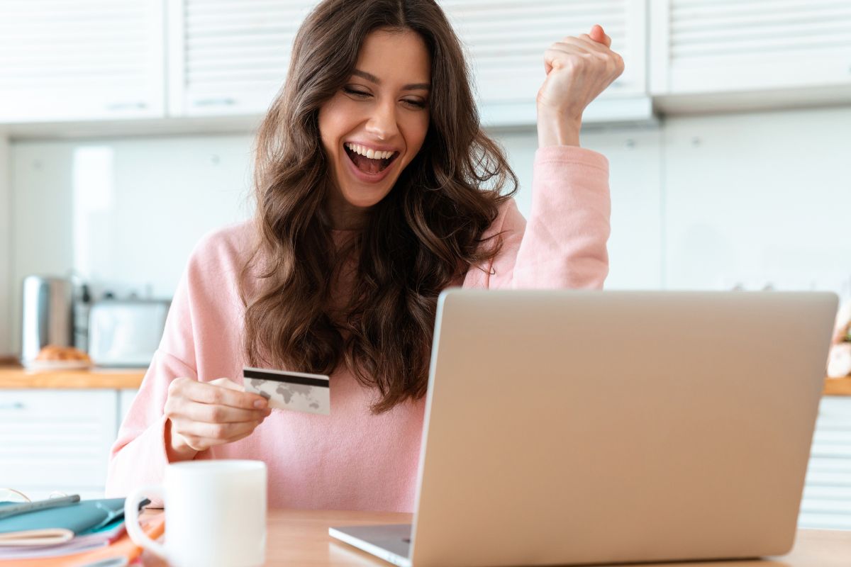 Image of a man signing up for a bonus.