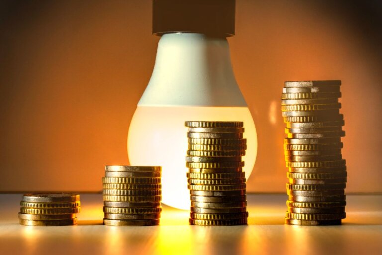 Featured image for MSN - biweekly saving money tips.