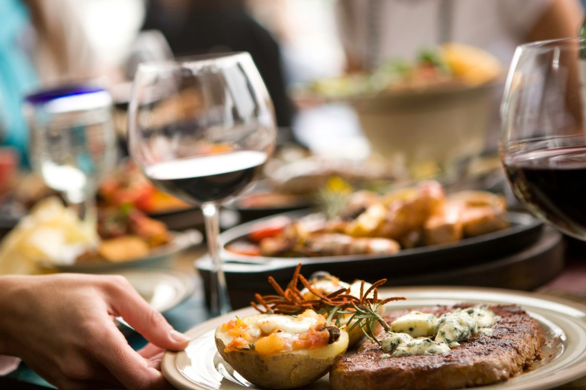 The photo shows people eating at the restaurant.