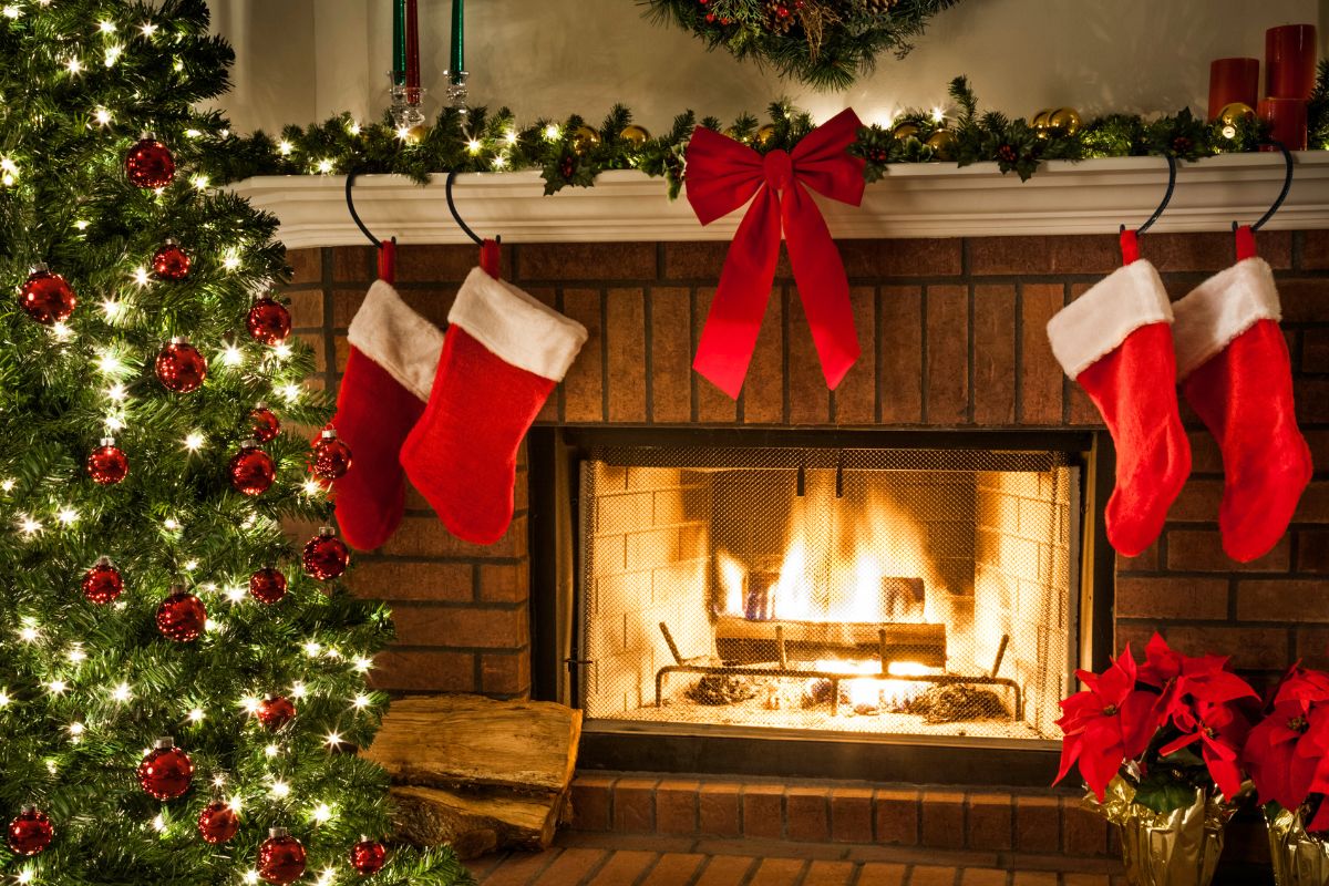 Image of a Christmas fireplace.