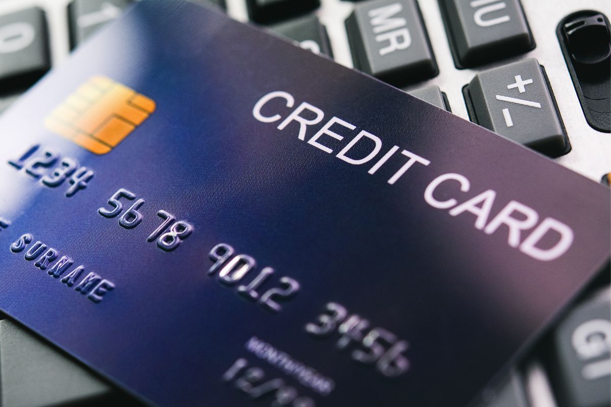 Image of a credit card.