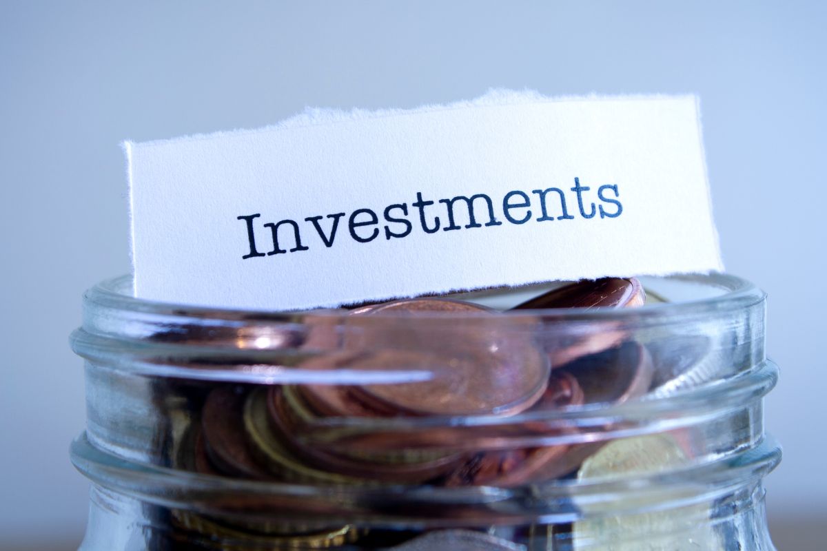 The picture shows an investment of money.