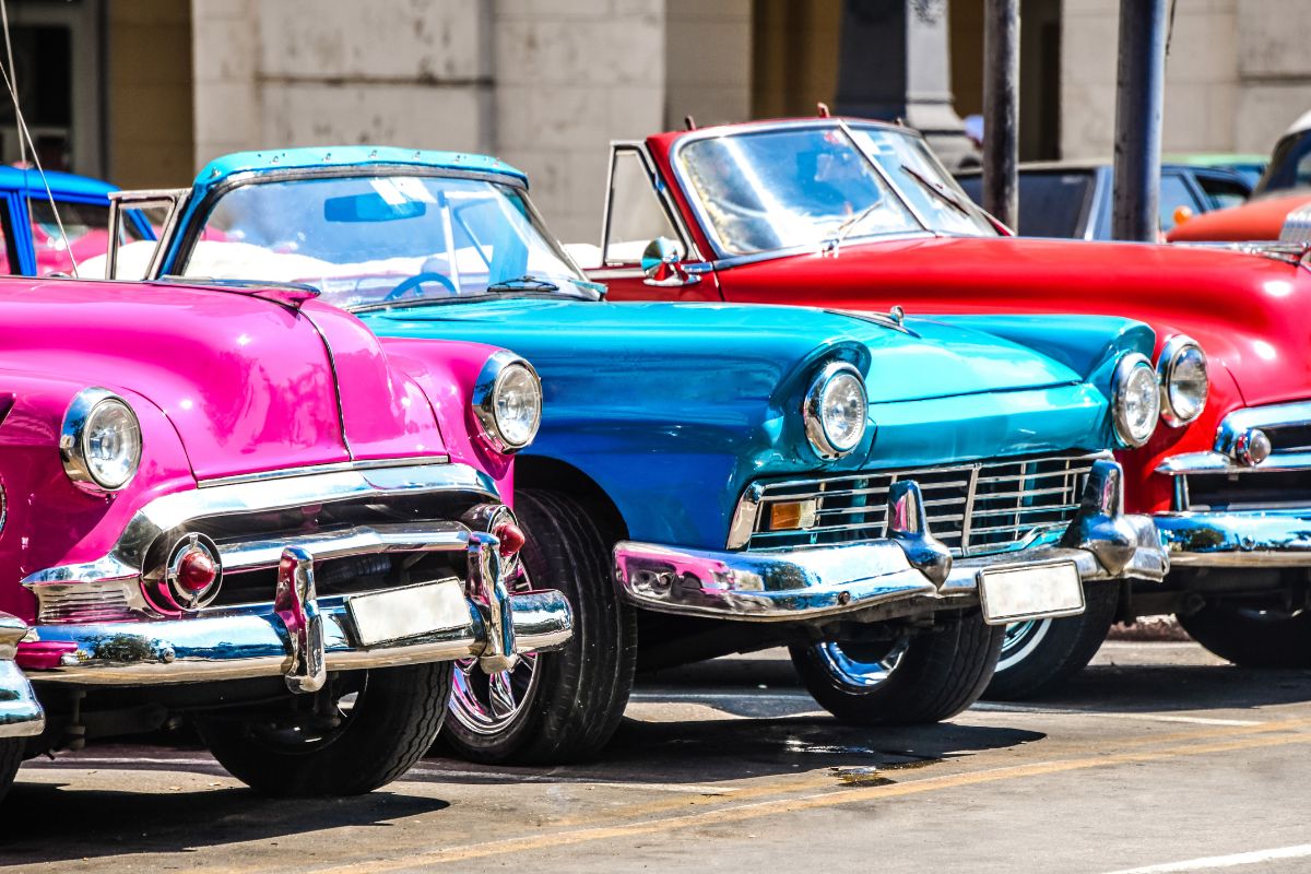 The image shows collectible cars.