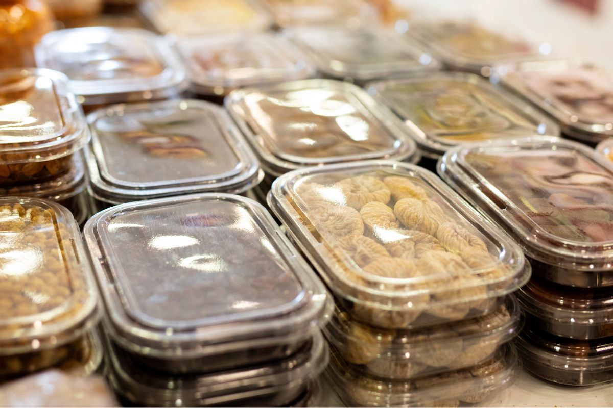The picture shows pre-packaged snacks.