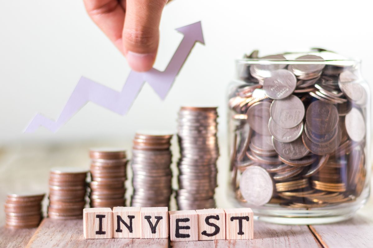 Picture of investment money.