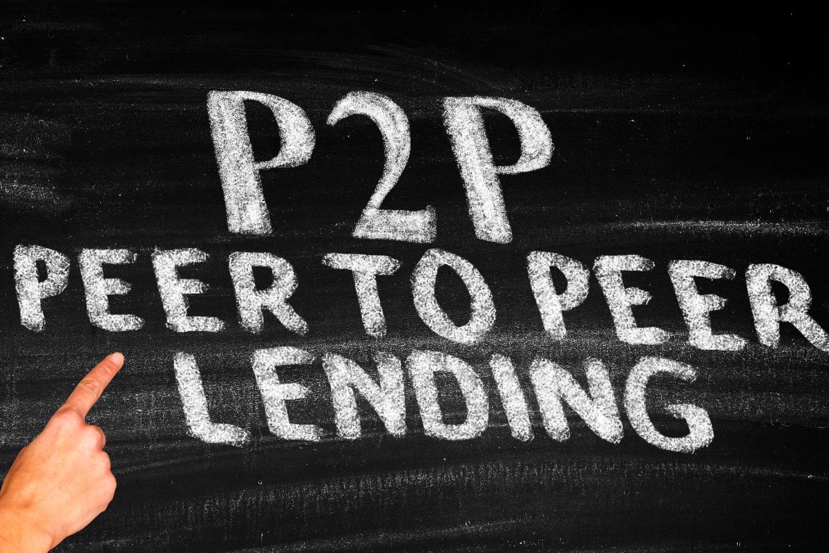 Photo of a blackboard with peer-to-peer lending words.