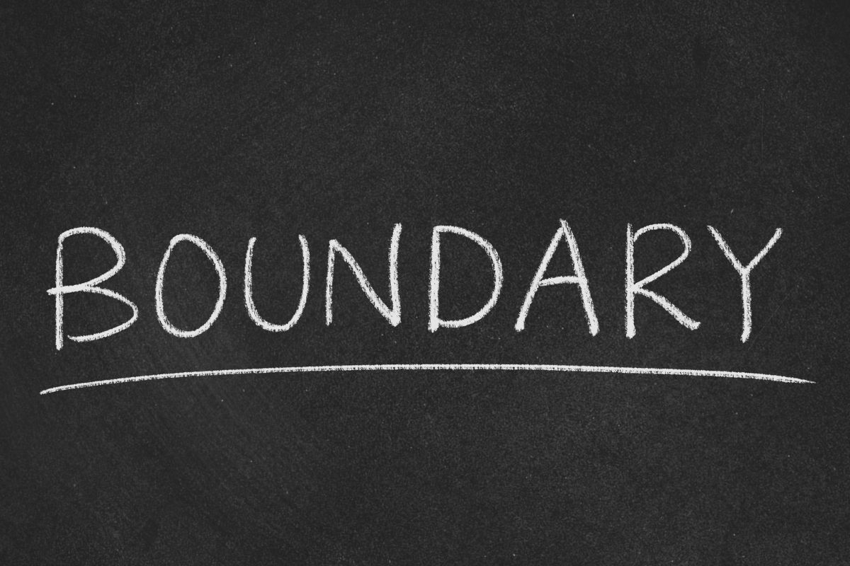 Image of a boundary wording.