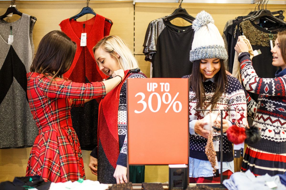 Image of women shopping at discounted stores.
