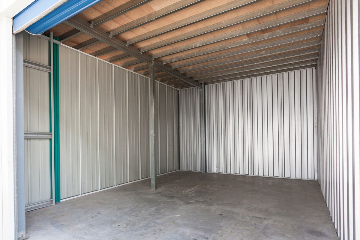 Photo of an empty garage.