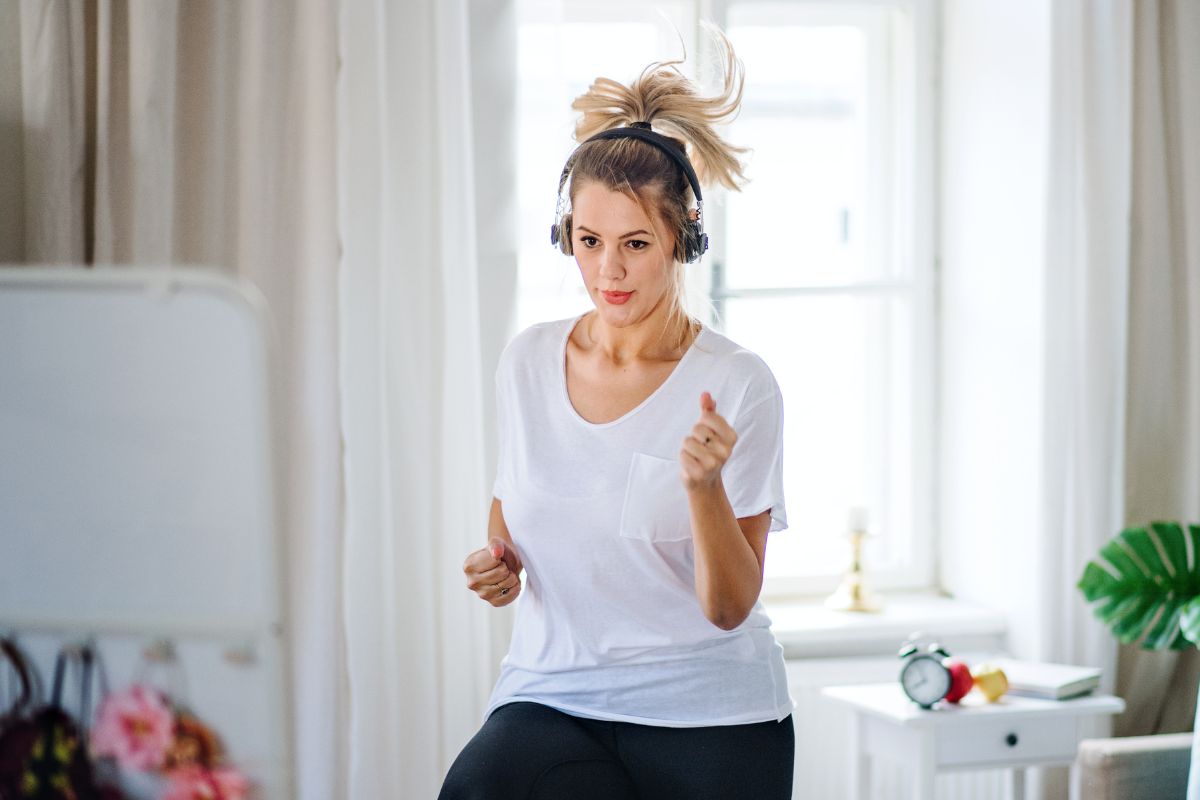 Image of a woman exercising.