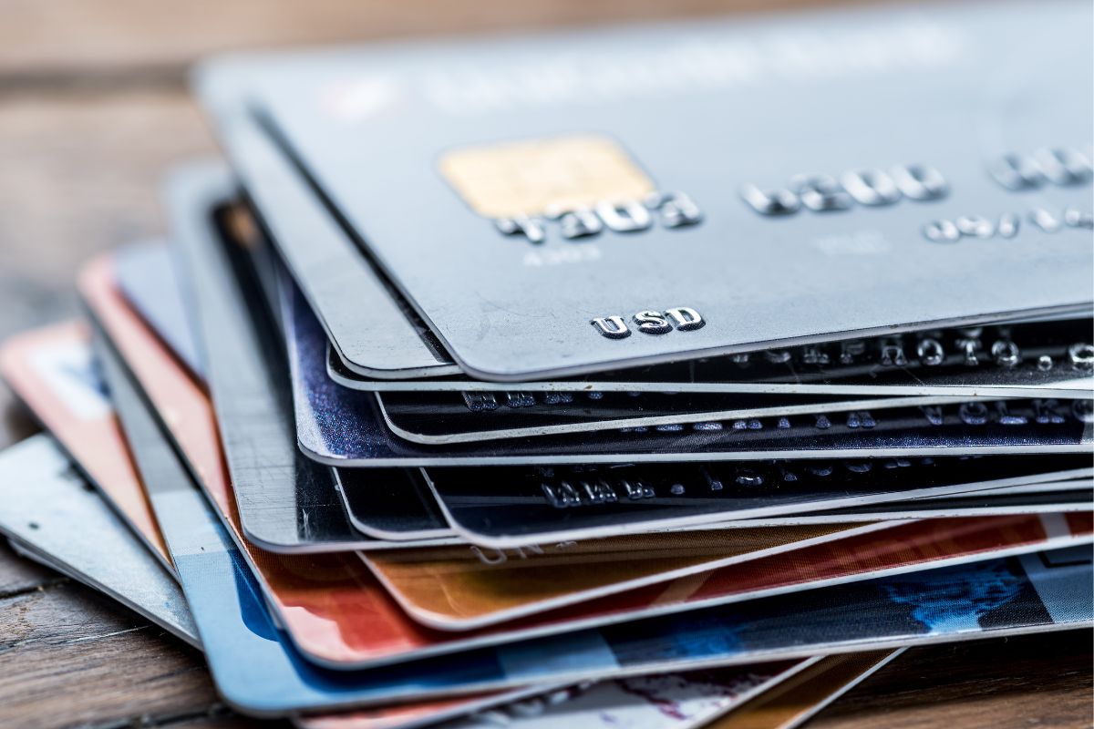 The photo shows credit cards.