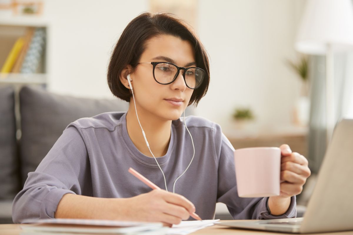 A woman working as a transcriptionist.
