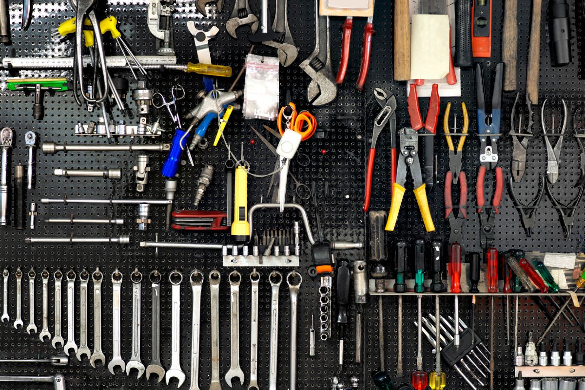 Image of equipment for rent.
