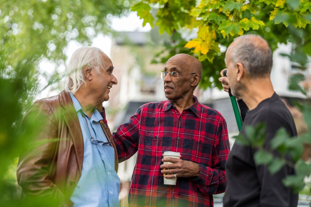 Picture of senior neighbors talking.