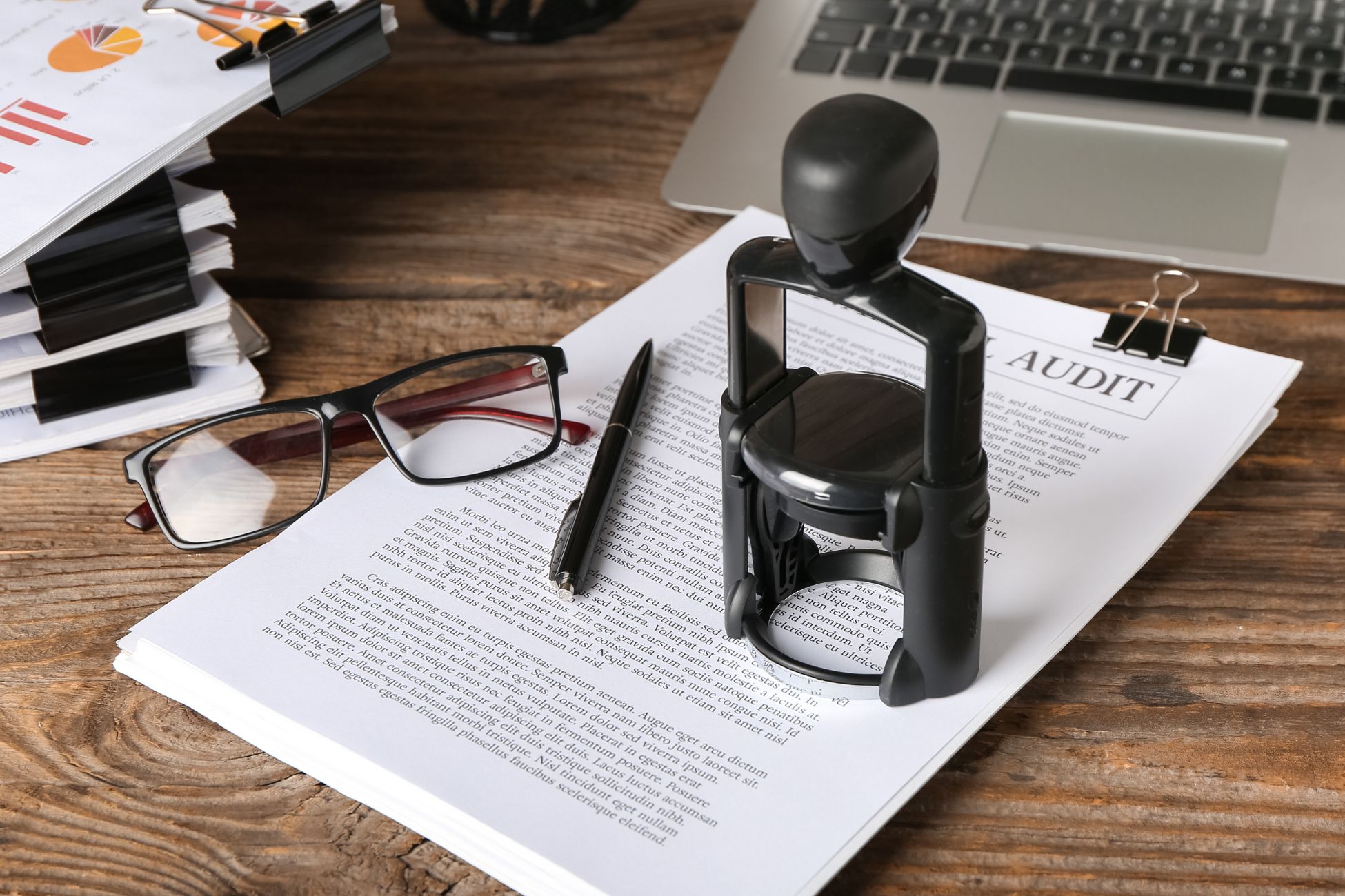 Image of a paper with notary.