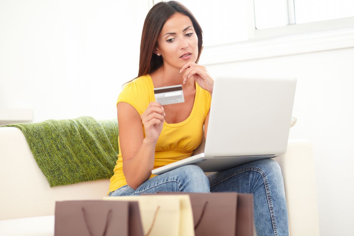 Image of a woman waiting before shopping again.