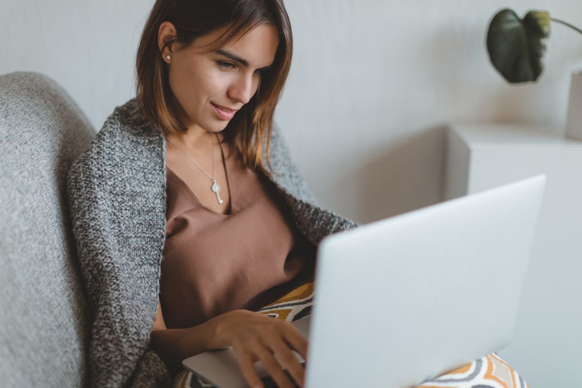 Picture of a woman using a laptop.