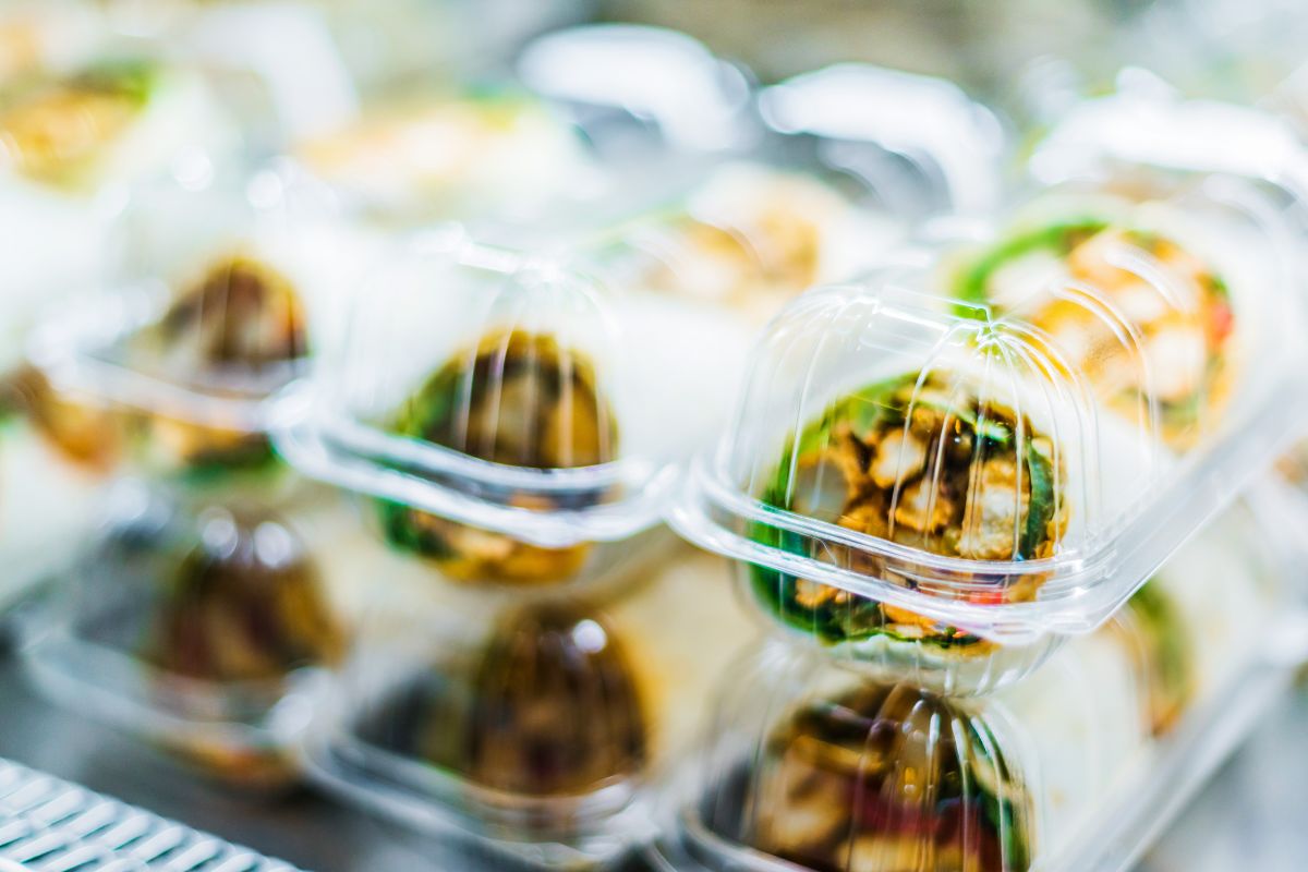 Image of pre-made sandwiches.