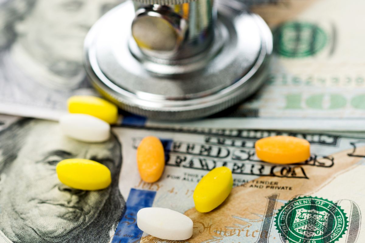 Picture of healthcare cost.