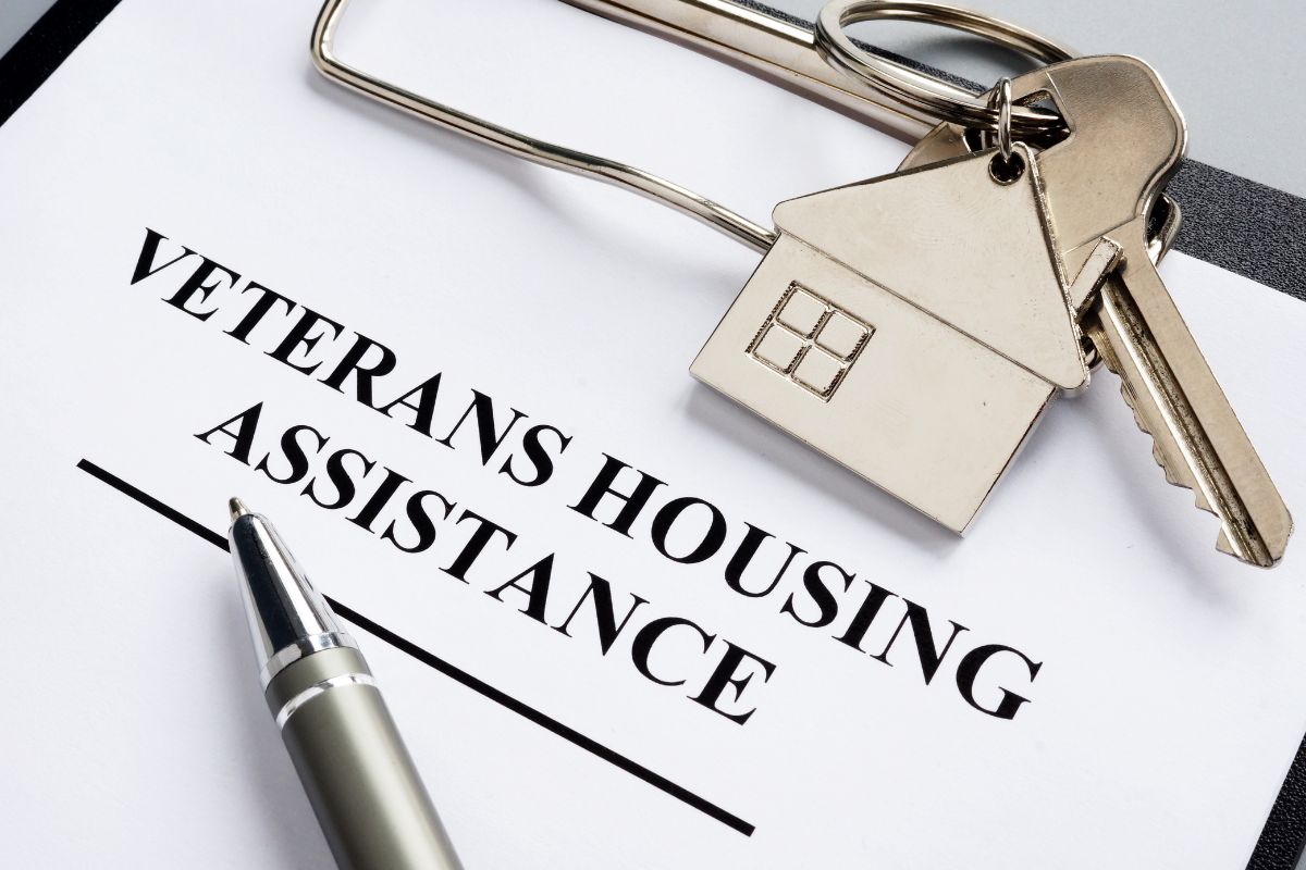 A picture of a veterans housing assistance wording.