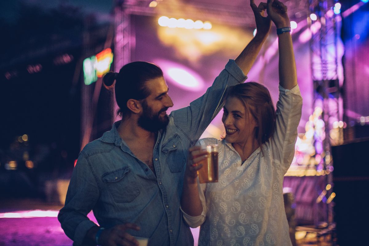 P{ictue of a couple attending a local event.