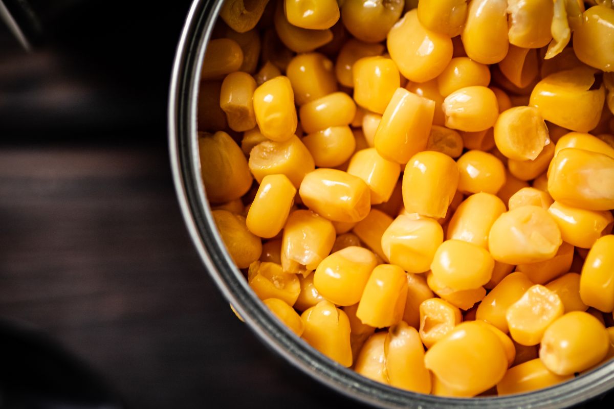 Image of canned vegetables.