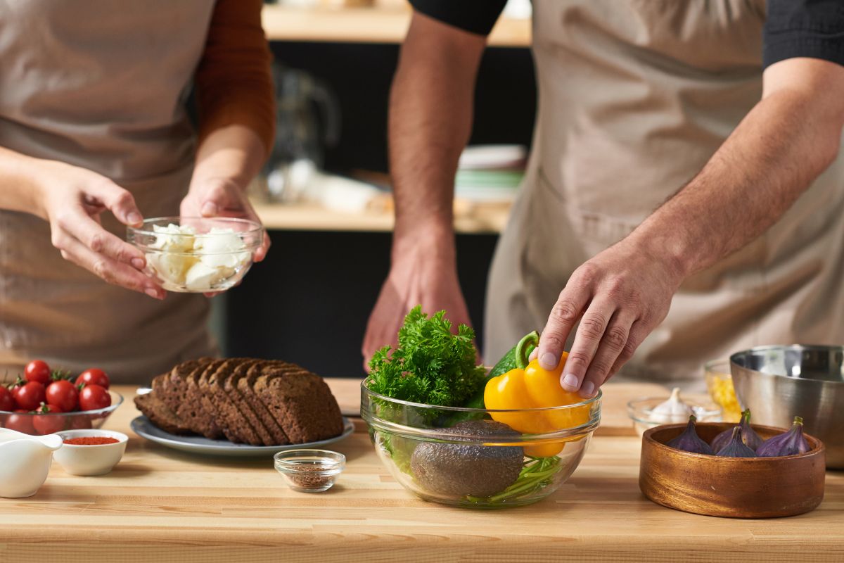 Image of the cooking couple.