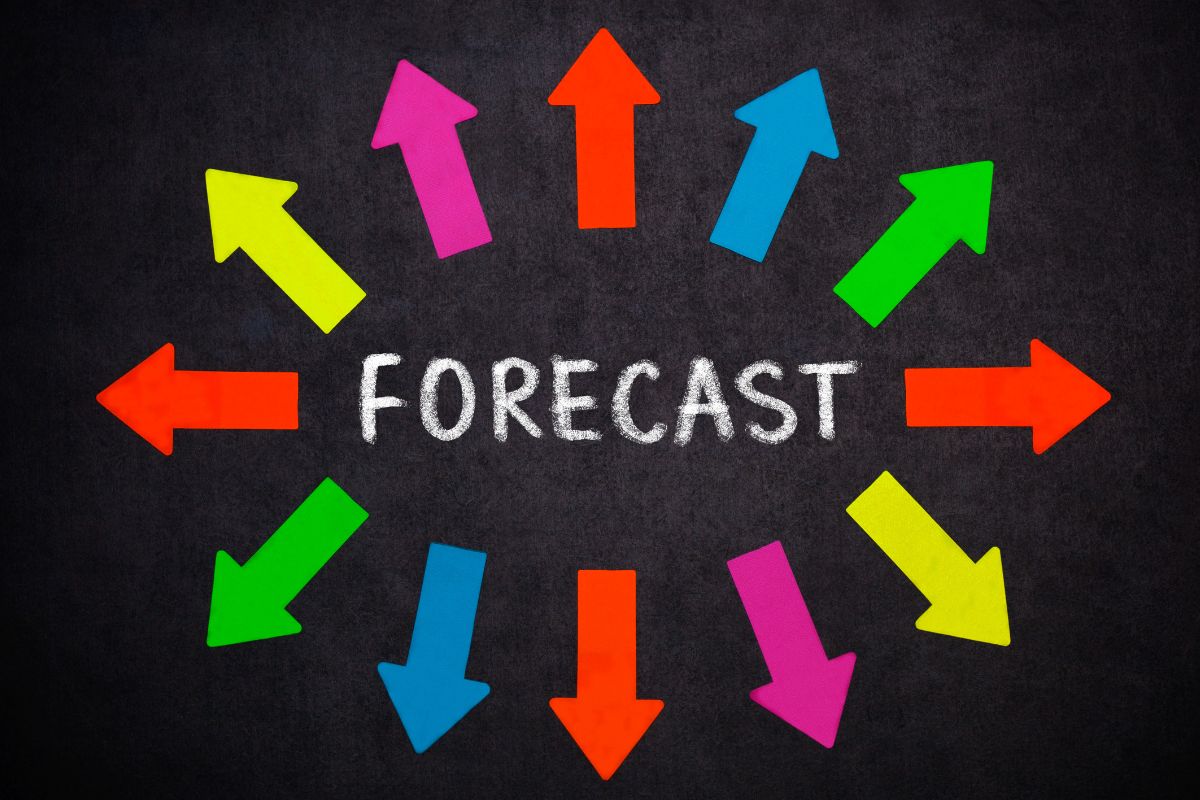 The picture of colored arrows and forecast wording.