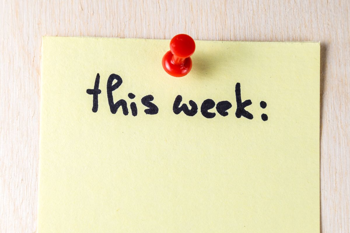 The picture of a paper for a one-week rule.