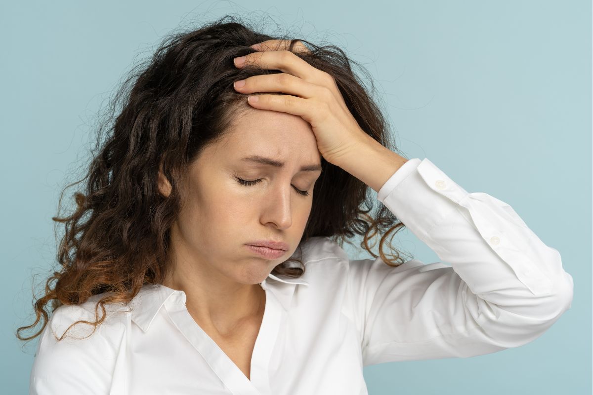 The image of a woman failing in her life changes.