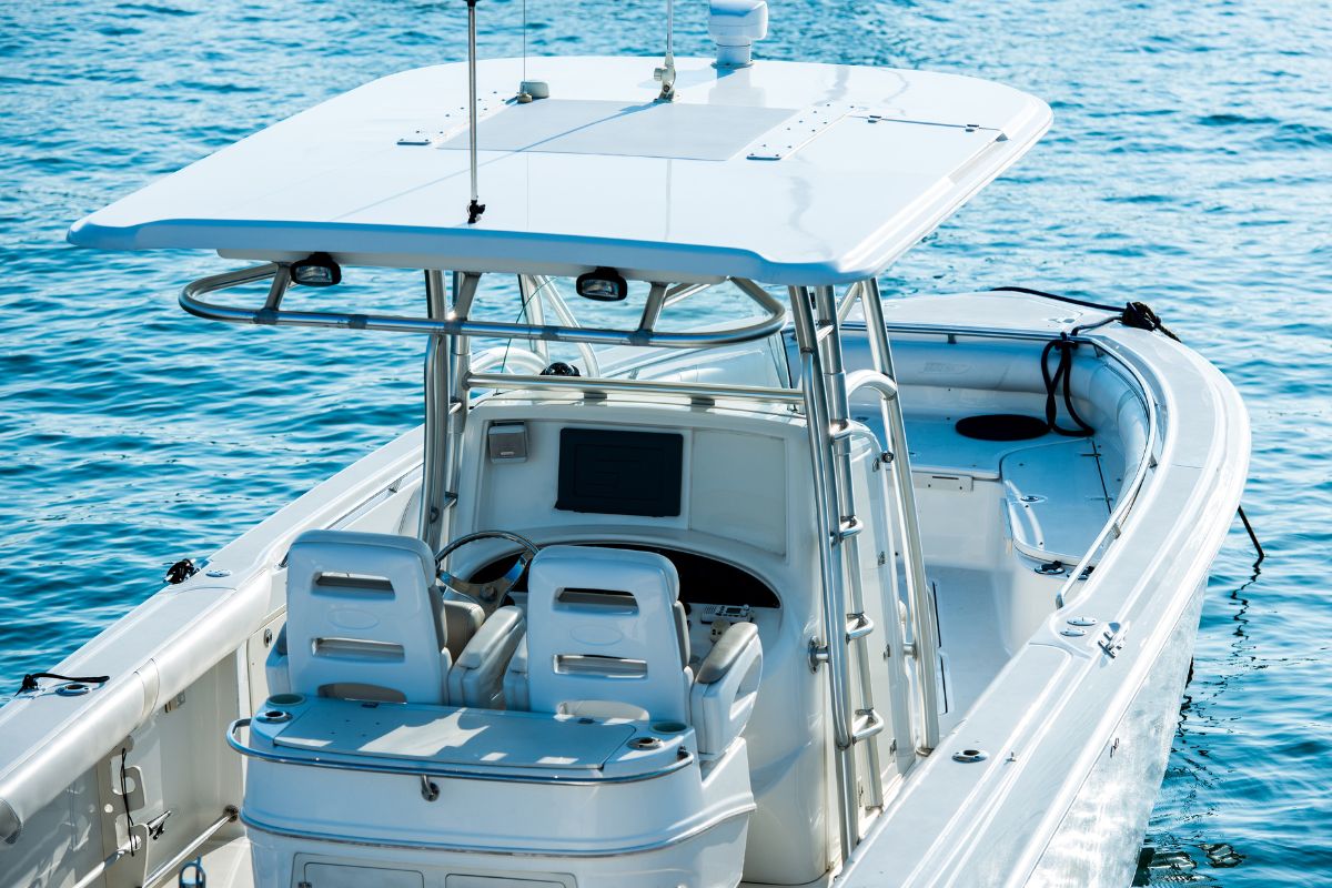 Picture of a boat.