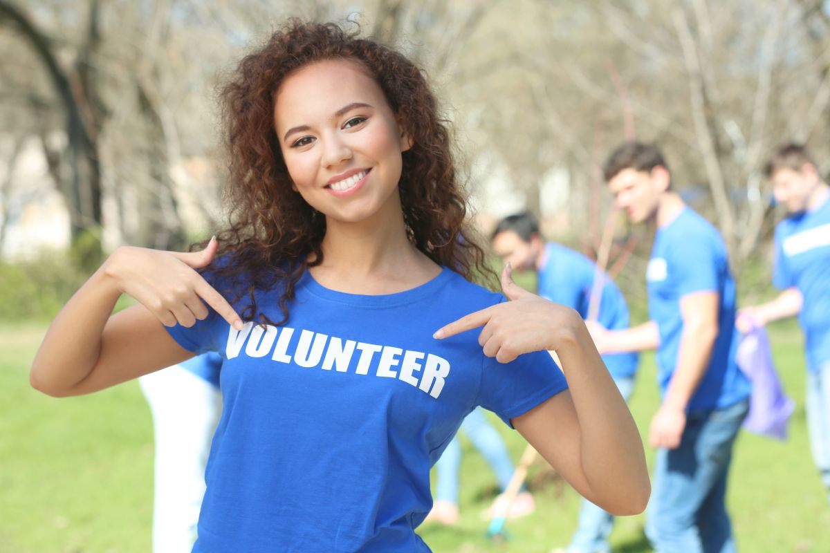 Image of volunteers working on.