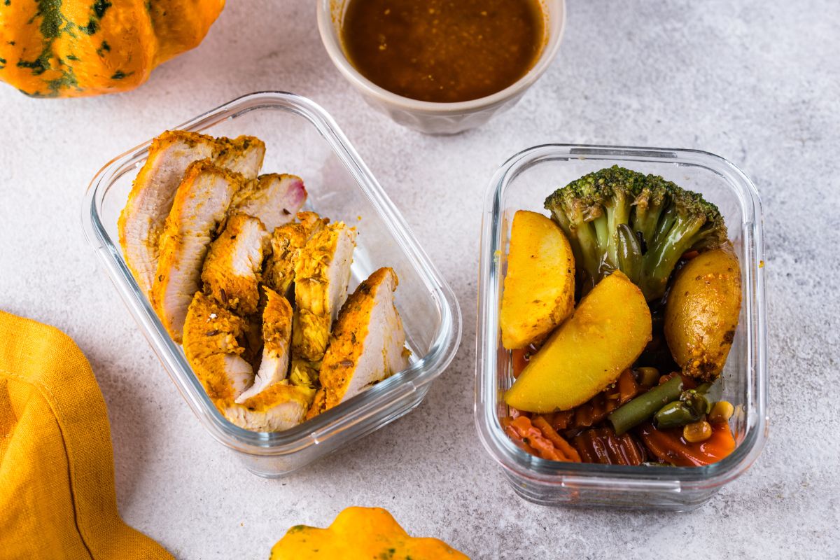 The image tells about squash, dip sauce, and containers with foods indicating to label leftovers with dates to prevent food from sitting too long and ending up in the trash.