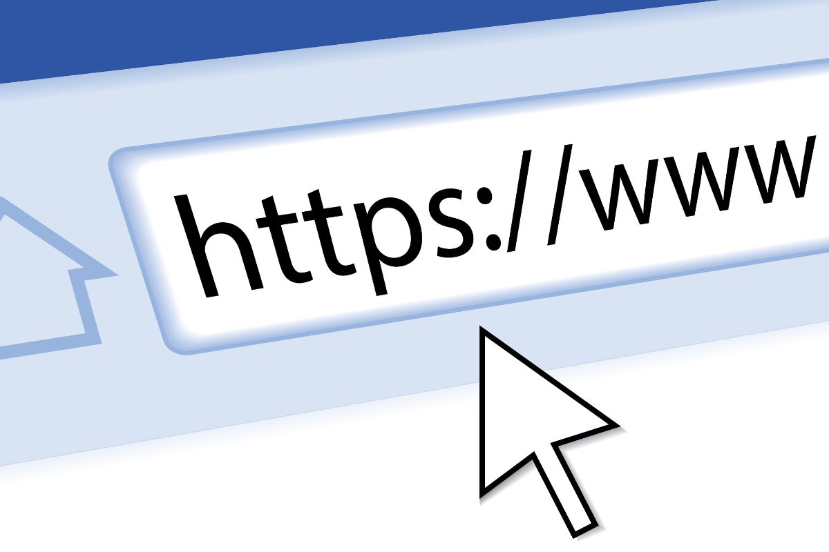 The photo shows a website link.