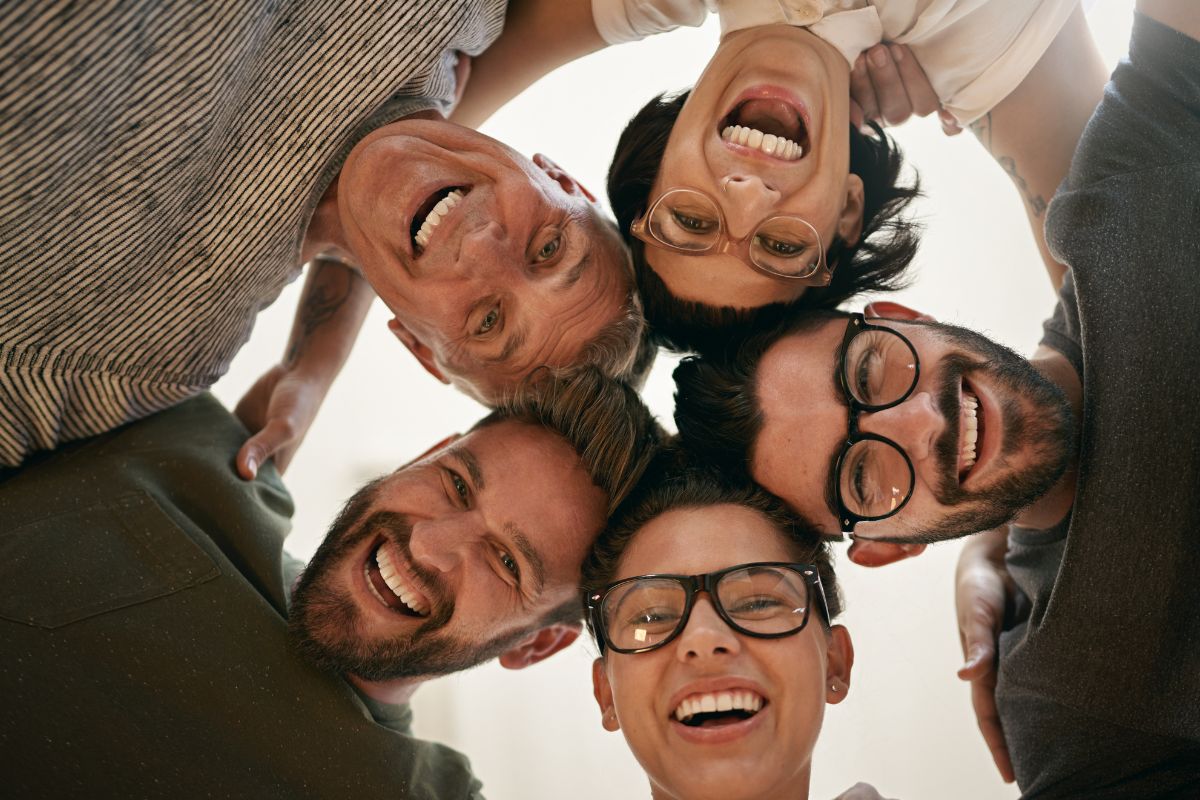 The image shows a group of people.