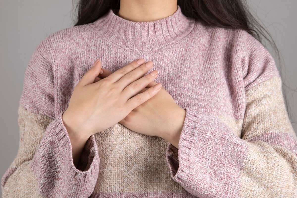An image of a woman with gratitude.