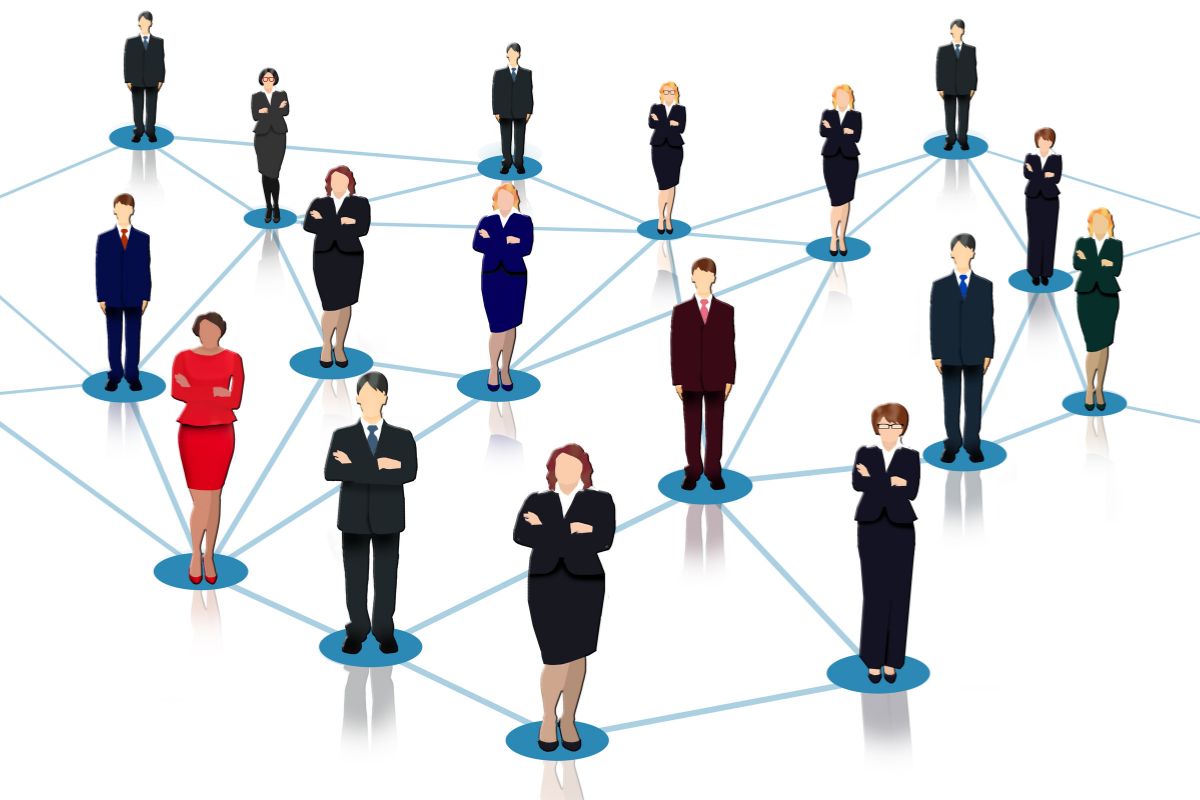 The picture shows people icons connected indicating that networking and building industry connections can lead to partnerships, clients, and faster success.