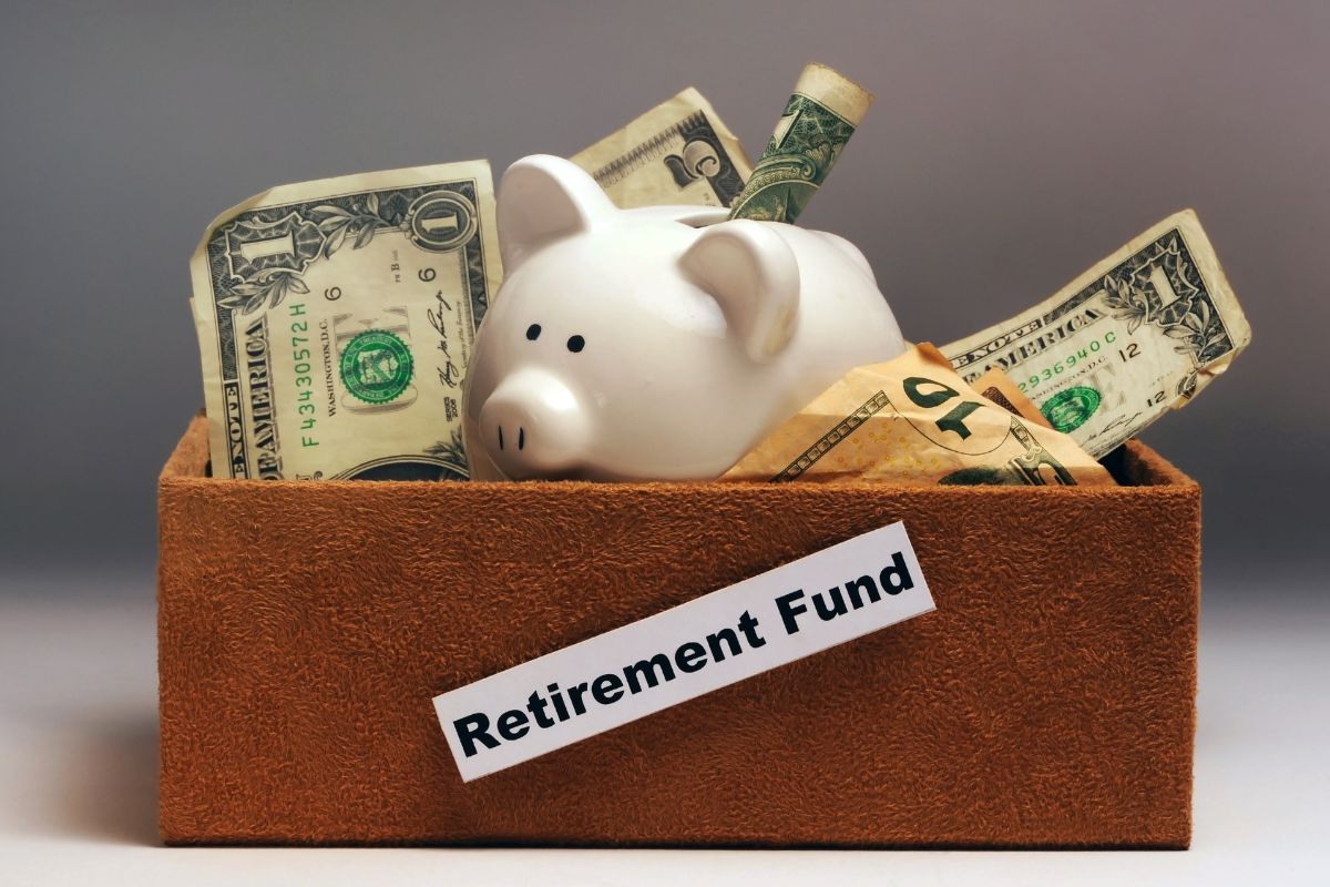 The photo shows a retirement fund.