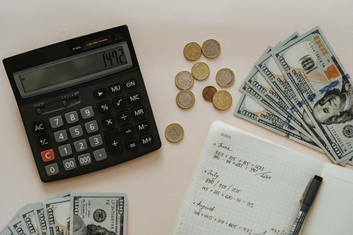 The image is about an annual financial goals template.