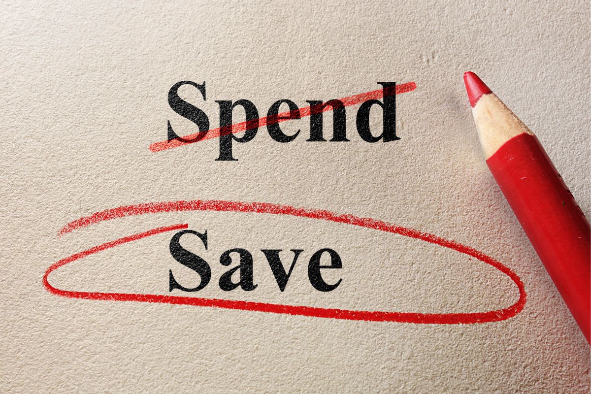 The image shows a no-spend challenge.