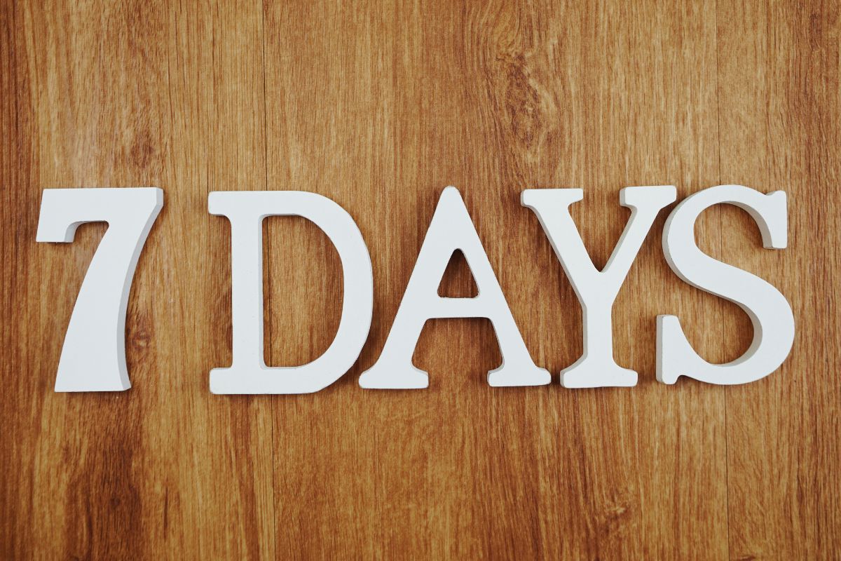 The picture shows a 7-day challenge.