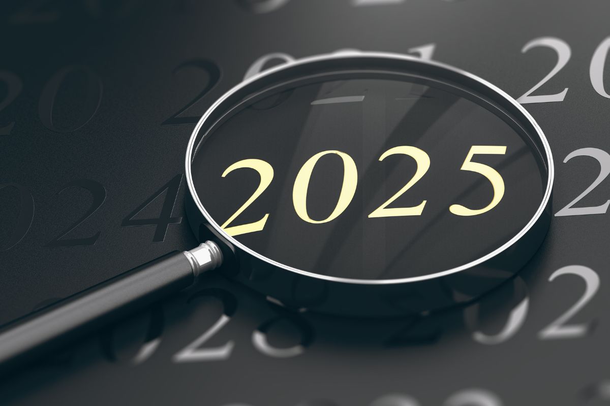 The photo is about a magnifying glass and the 2025 number.