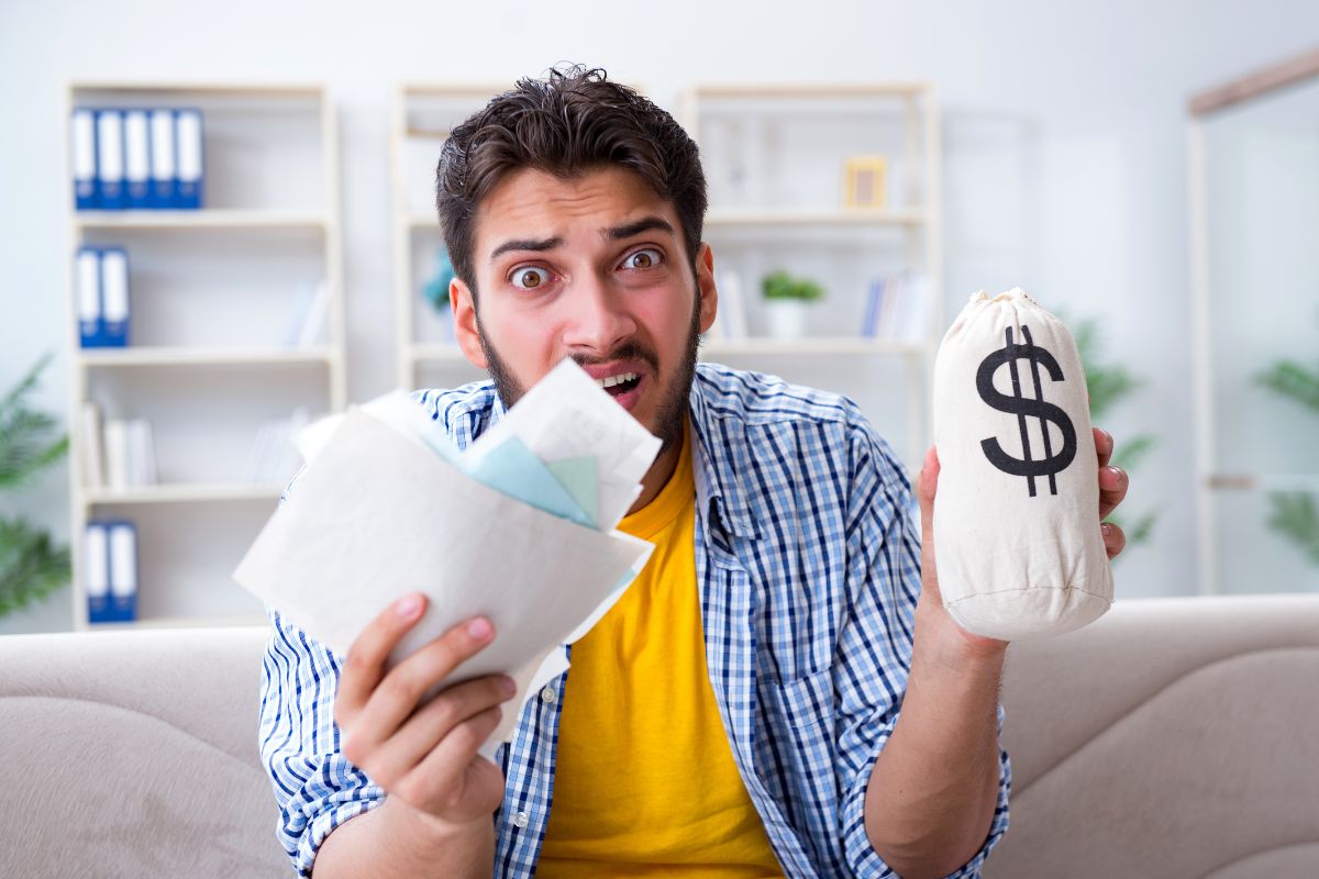 The pictures show a man spot overspending early.