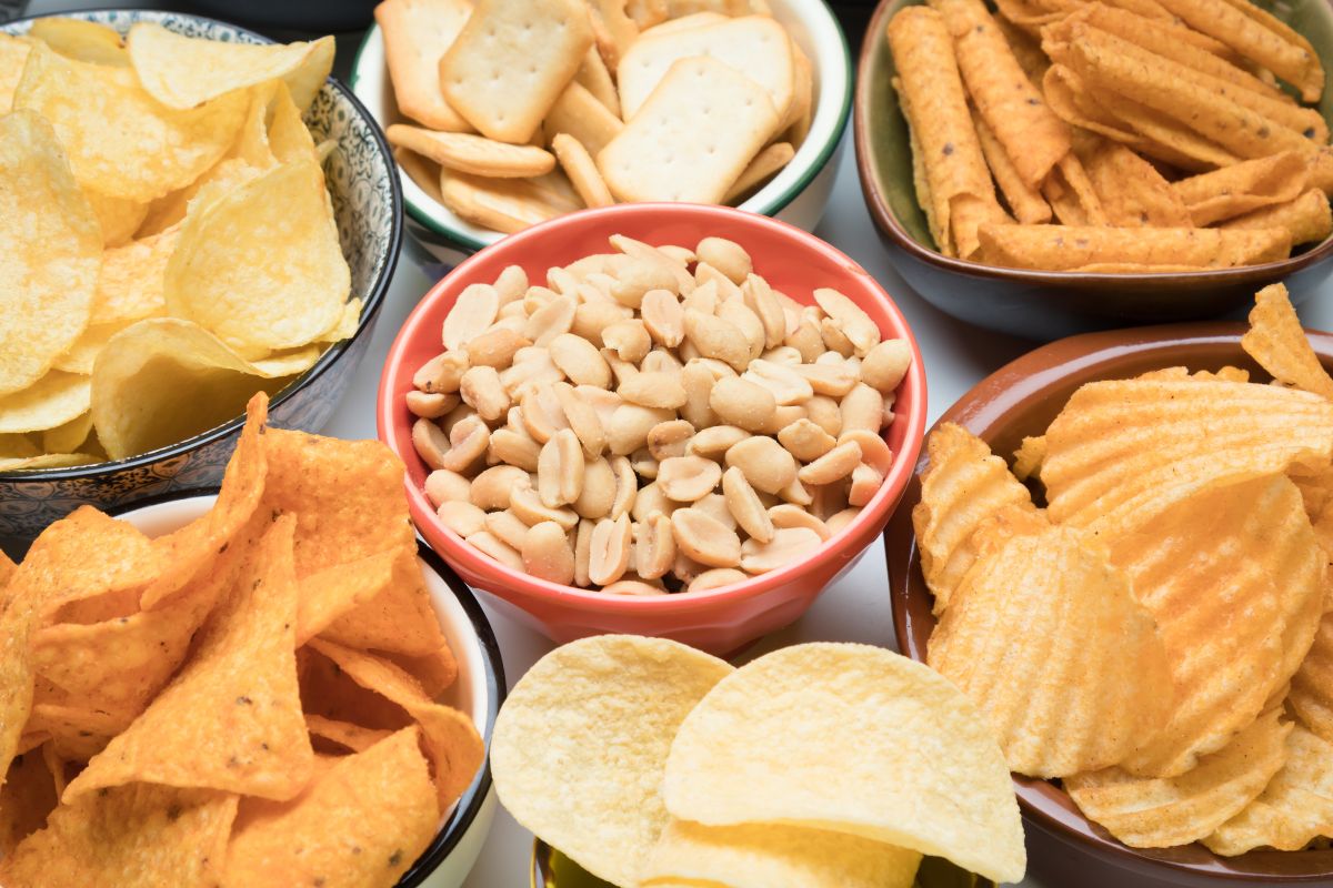 The image is about snacks in bowls.