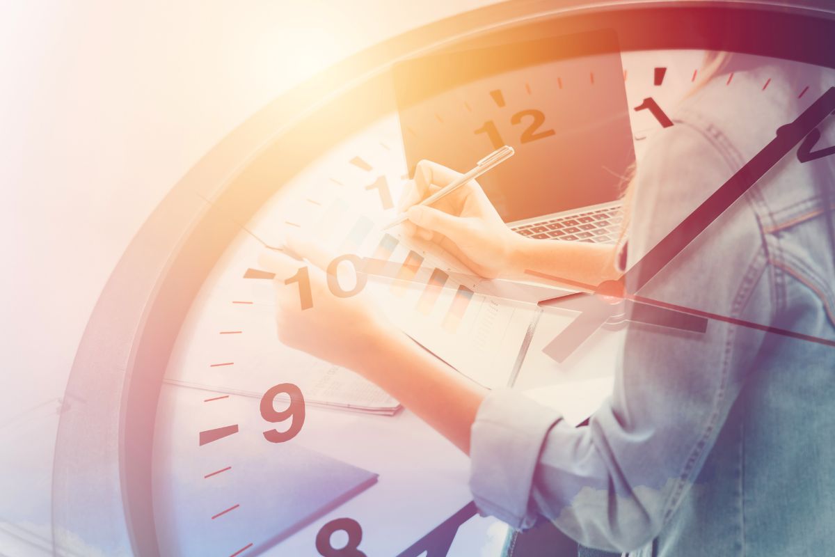 The image shows a woman using a timer.